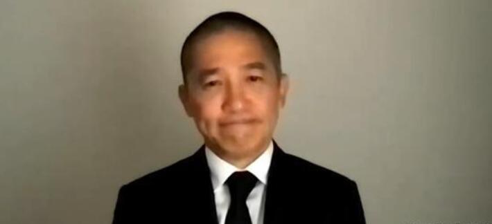 王晶称梁朝伟应宣布不再领奖